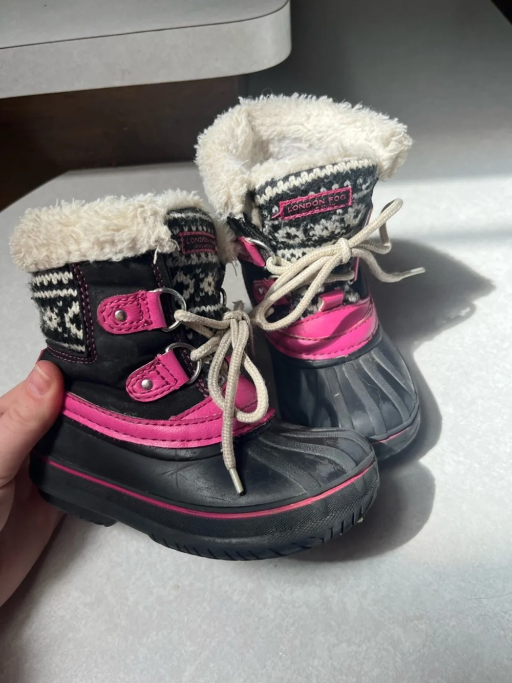London Fog toddler snow boots size 8